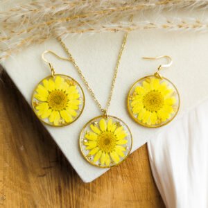 Yellow Daisy Botanical Jewellery Set