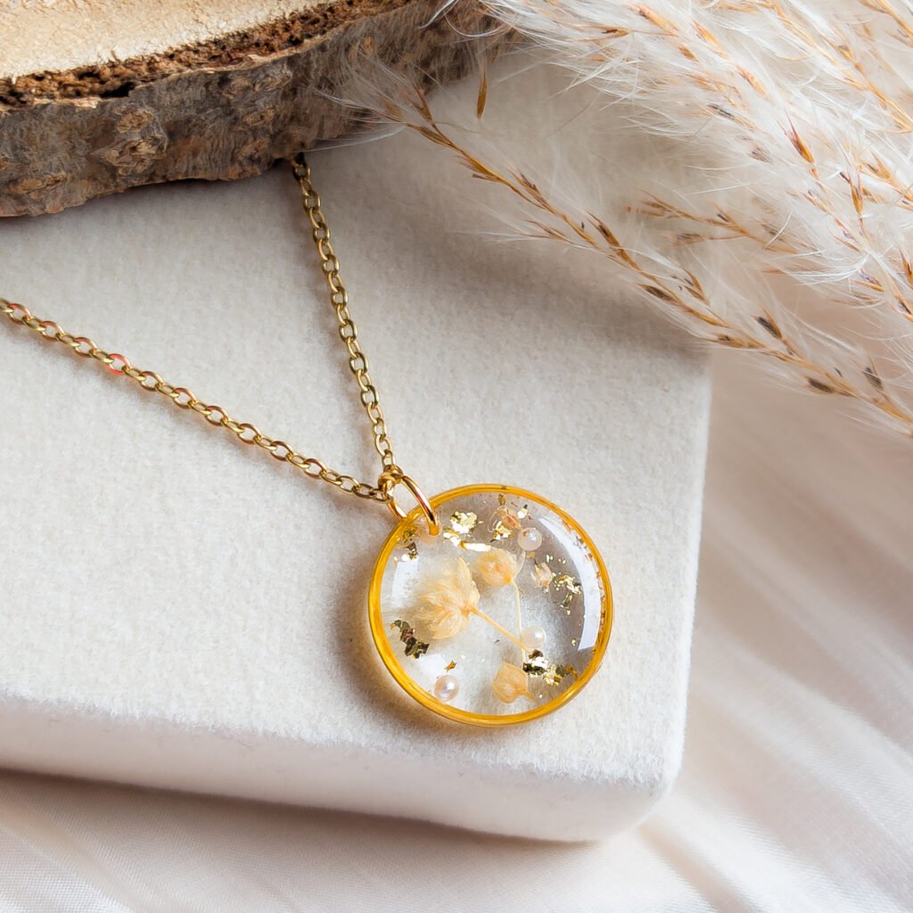 Dried Gypsophila Gold Flake Necklace