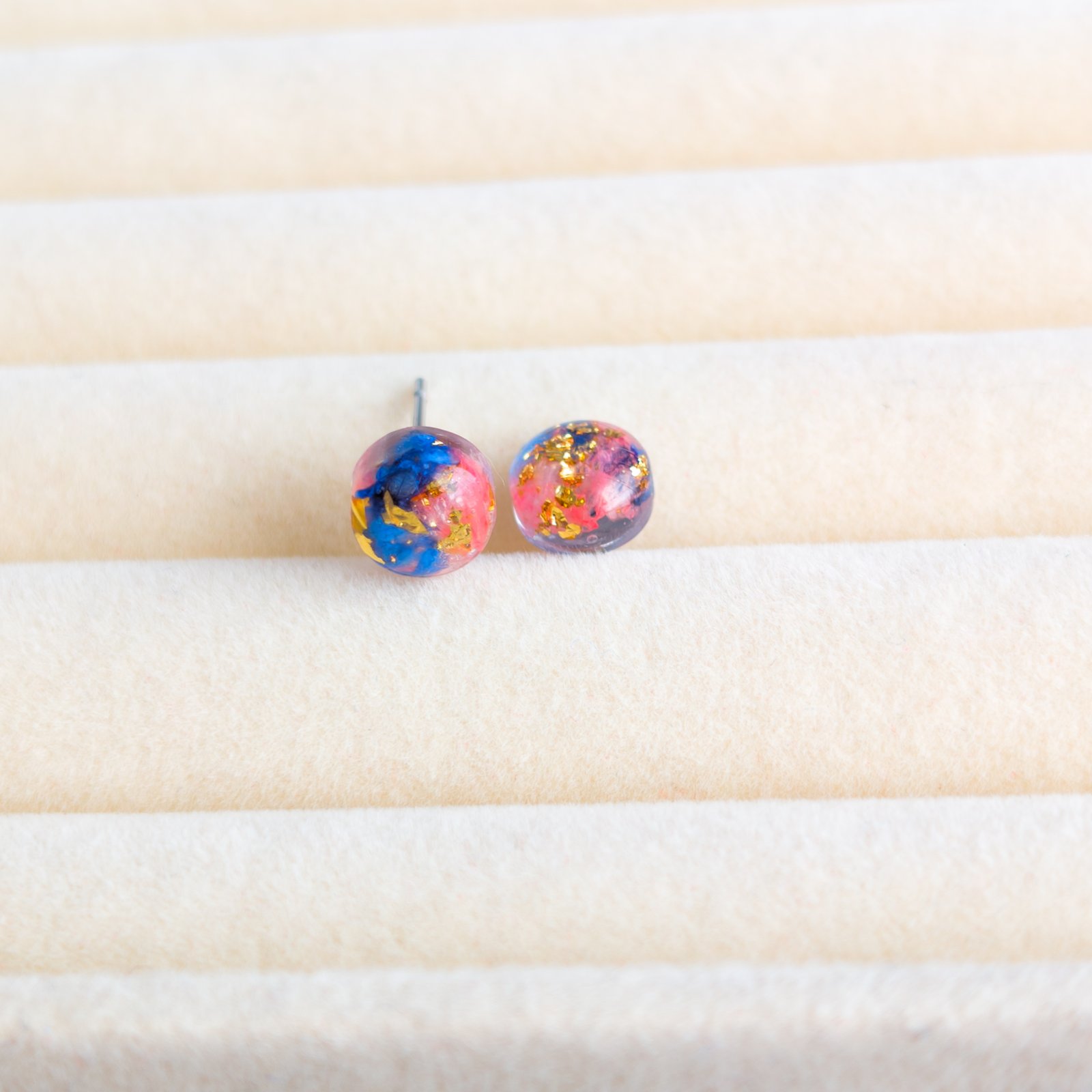 Colour Bloom Baby’s Breath Studs - Image 3