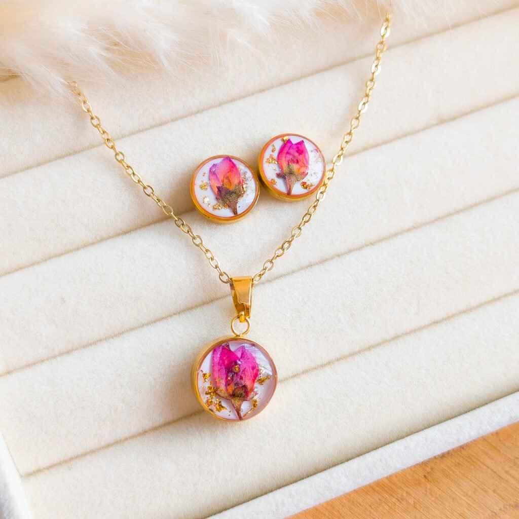 Dried Rose Necklace and Earrings Set