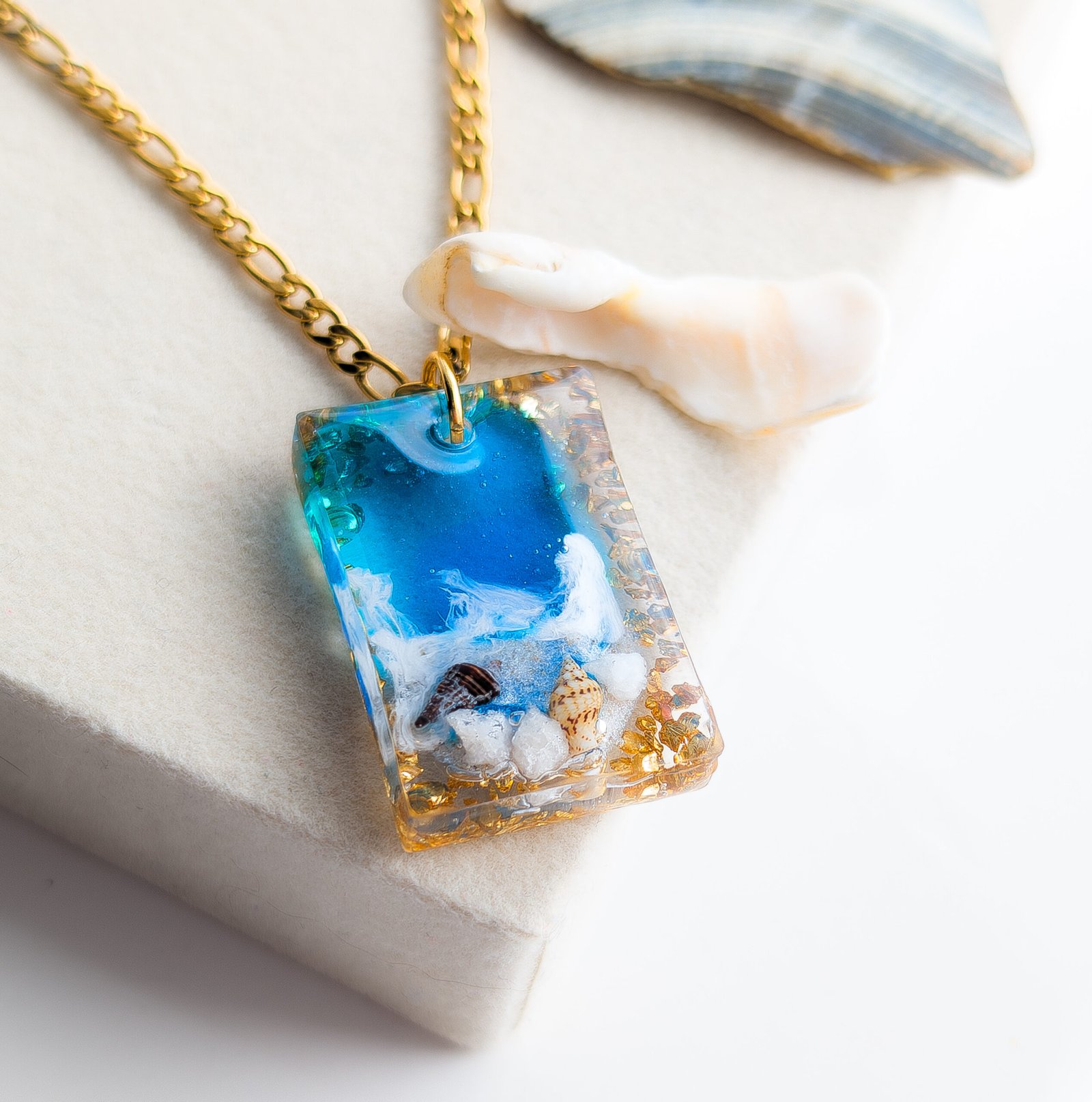Sea Sand and Seashell Necklace