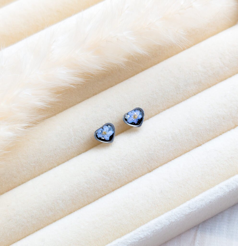 Forget-Me-Not Mini Stud Earrings