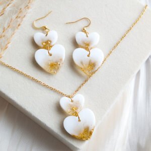 White Resin Heart Jewellery Set with Gold Foil