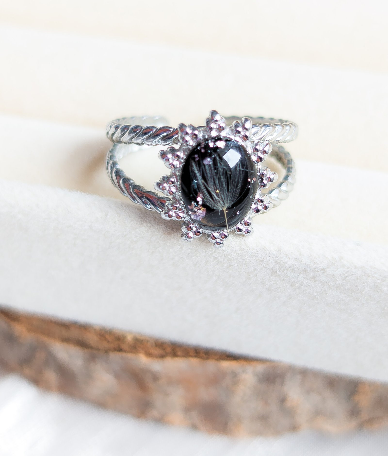 Adjustable Dandelion Seed Ring