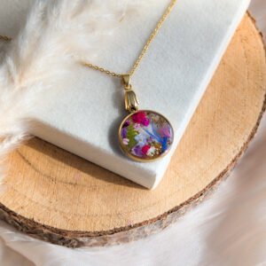 Natural Flower Clear Resin Necklace