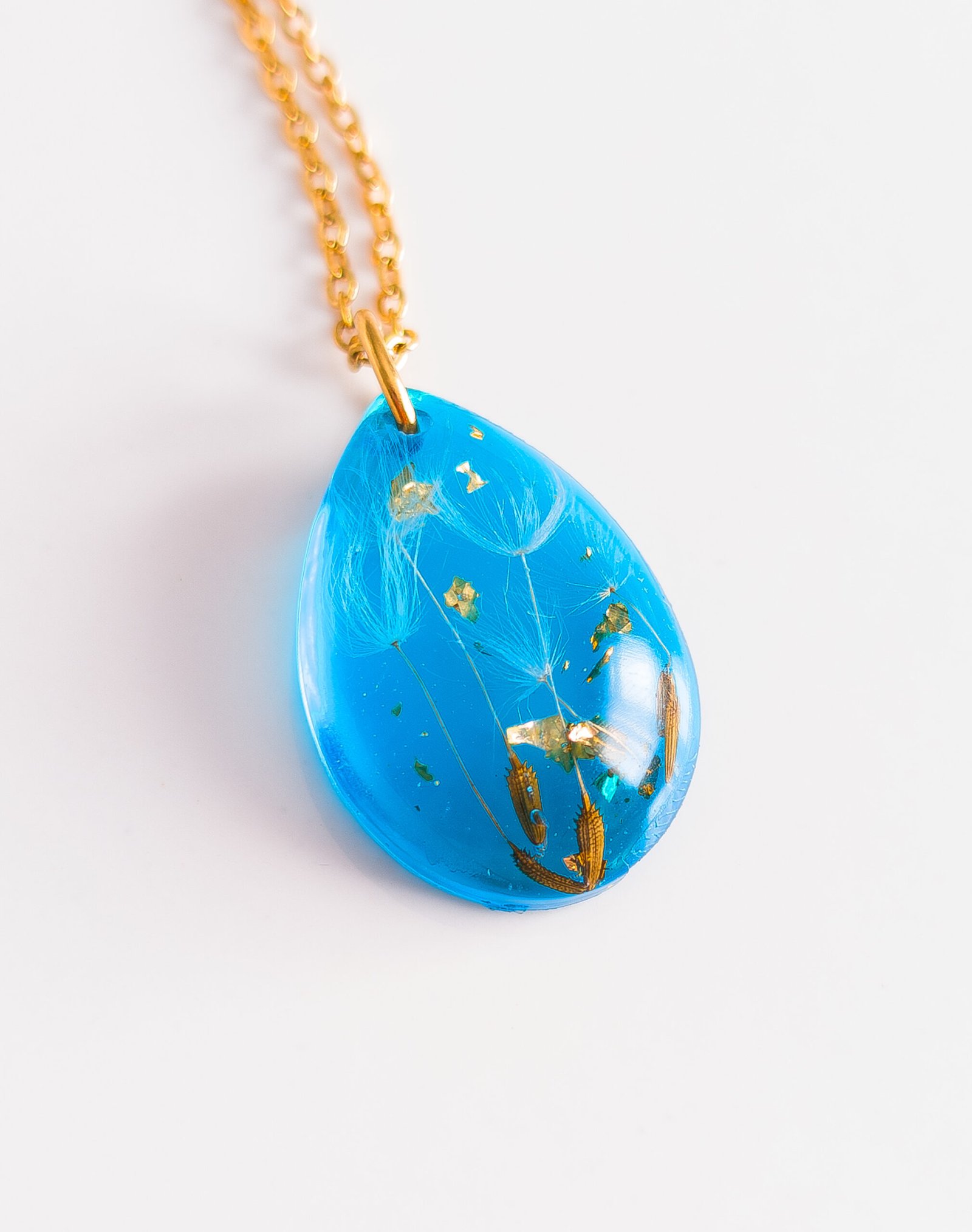 Dandelion Seed Resin Necklace - Image 2
