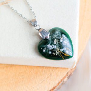 Emerald Secret of Nature – Dandelion Necklace
