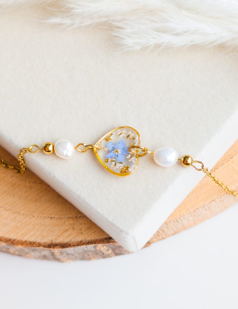 Forget-Me-Not and Wild Carrot Flower Bracelet