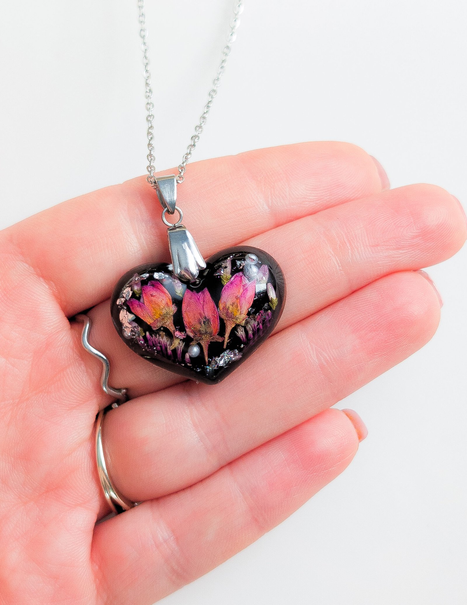 Rose Heart Jewellery Set - Image 4