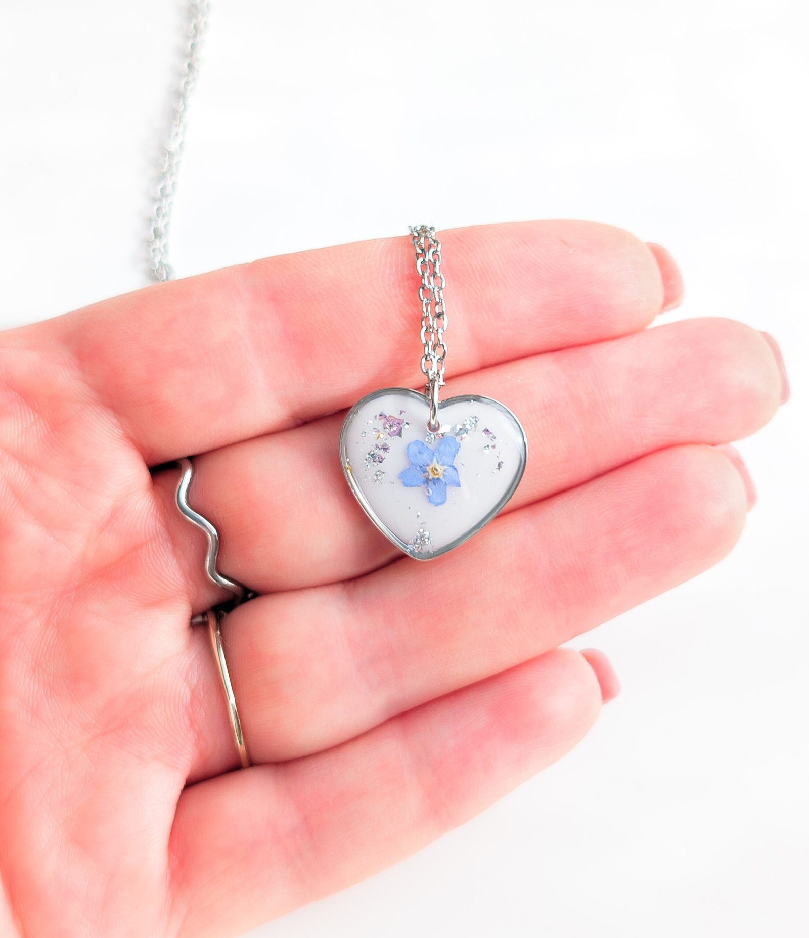 Forget-Me-Not Heart Jewellery Set – Necklace and Stud Earrings - Image 3