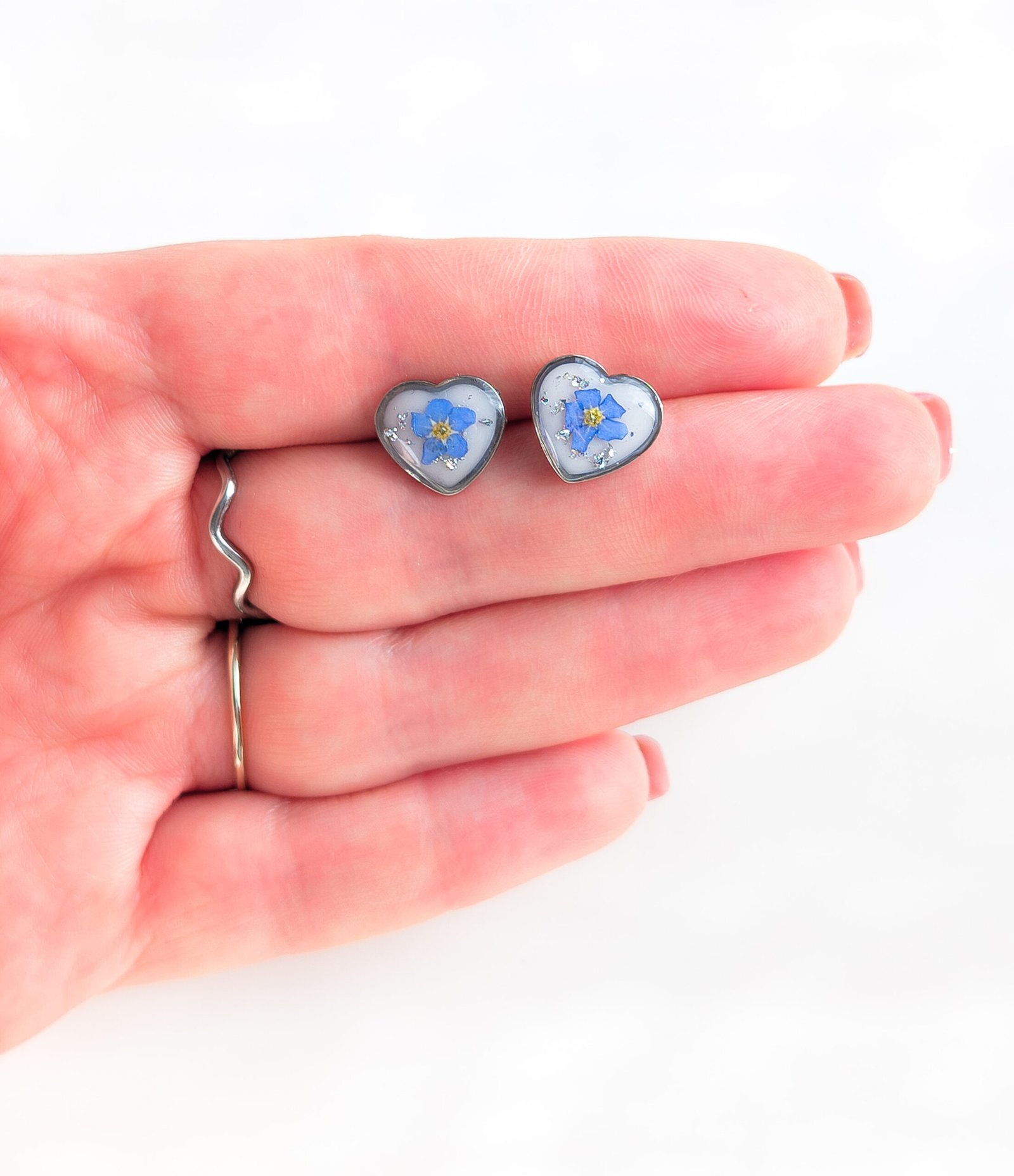 Forget-Me-Not Heart Jewellery Set – Necklace and Stud Earrings - Image 6