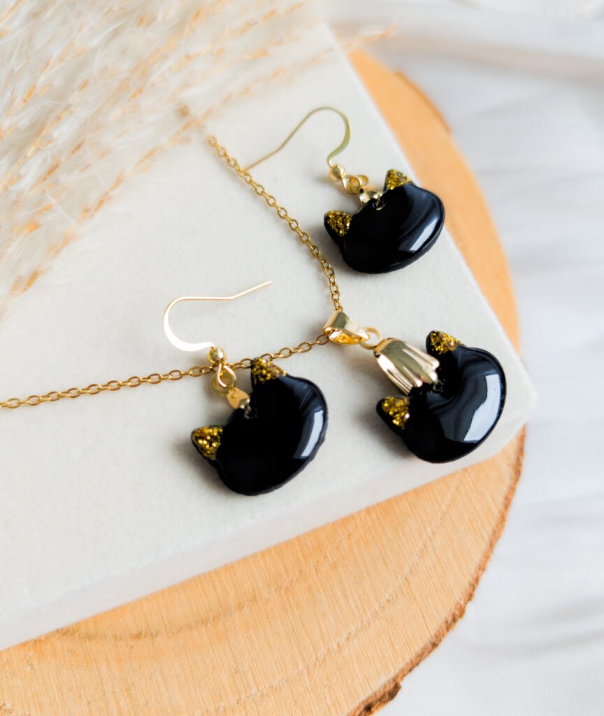 Black Cat Jewellery Set – Necklace and Earrings